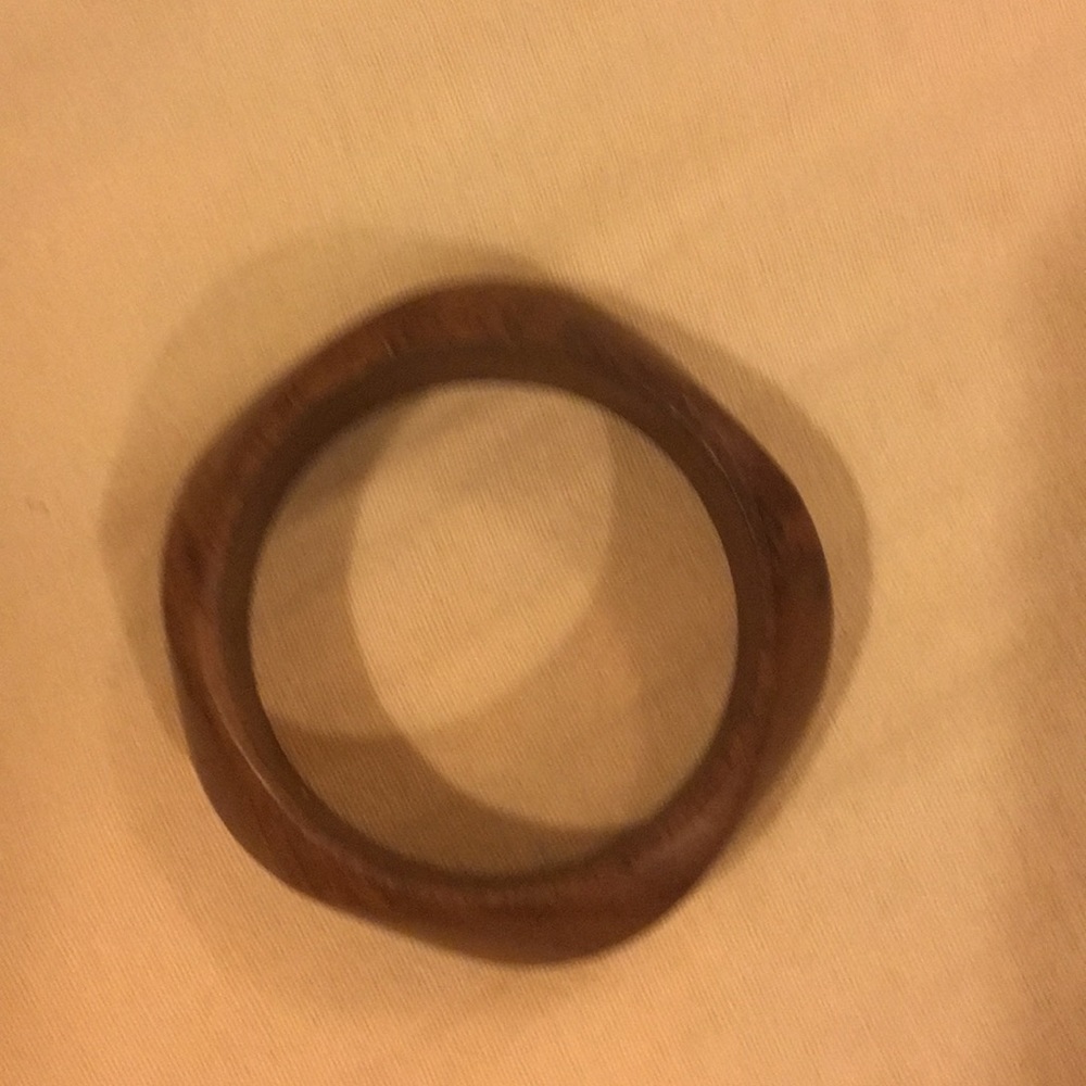 Fair Trade Wooden Bracelet - Picture 4 of 6